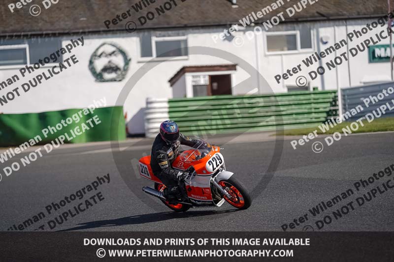 enduro digital images;event digital images;eventdigitalimages;mallory park;mallory park photographs;mallory park trackday;mallory park trackday photographs;no limits trackdays;peter wileman photography;racing digital images;trackday digital images;trackday photos